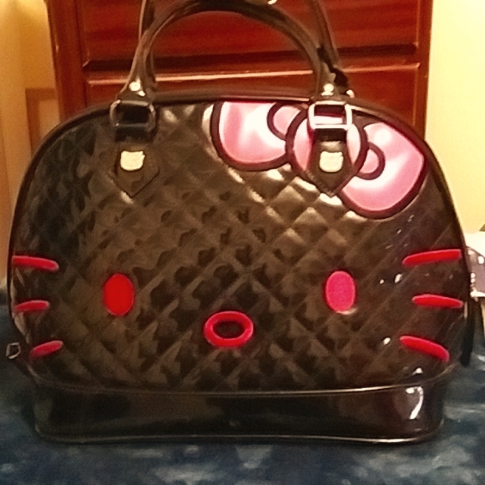 Hello Kitty black/pink Dome Handbag 👜 pre-owned